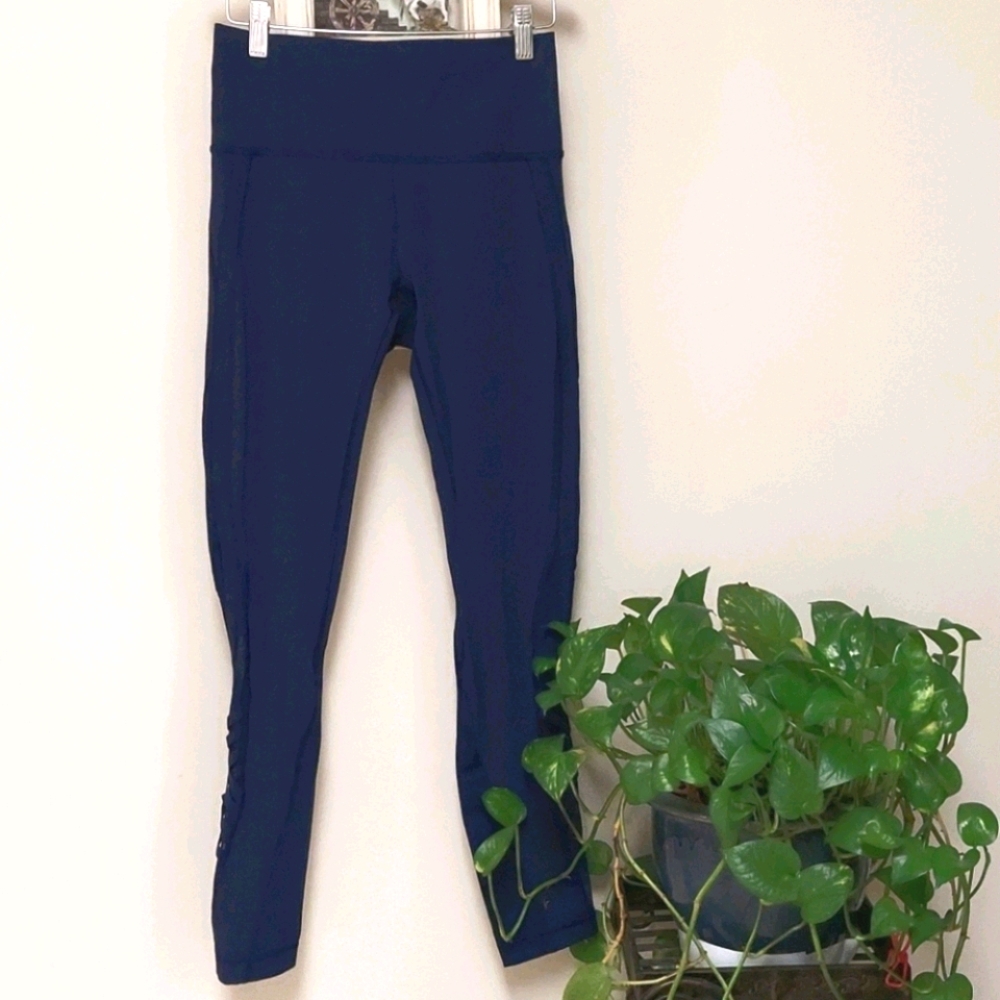 Lululemon Women's Leggings Size 8